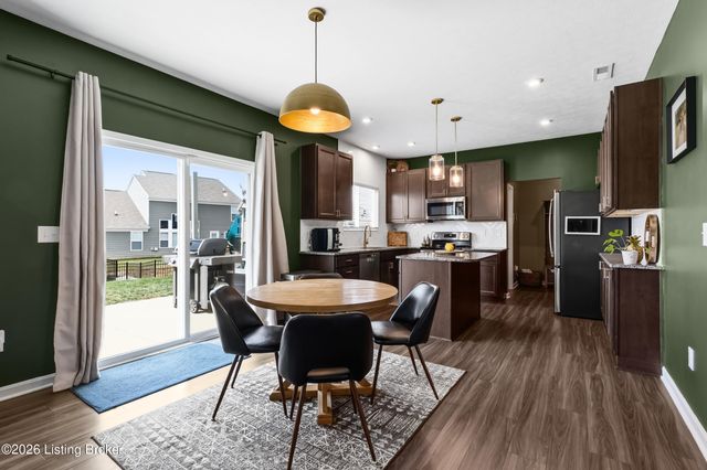 103 Wildflower Ct, Mt Washington, KY 40047