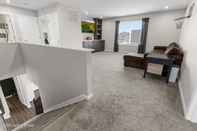 103 Wildflower Ct, Mt Washington, KY 40047