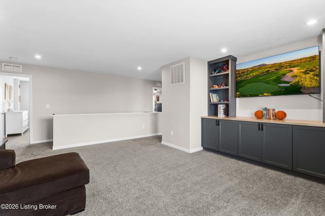 103 Wildflower Ct, Mt Washington, KY 40047