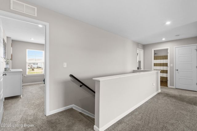 103 Wildflower Ct, Mt Washington, KY 40047