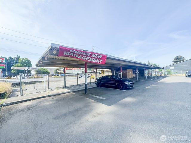 421 Central Avenue S, Kent, WA 98032