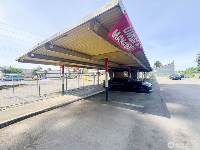 421 Central Avenue S, Kent, WA 98032