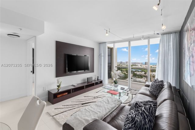 1800 Sunset Harbour Dr 2409, Miami Beach, FL 33139