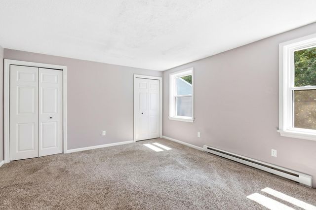 7 Chestnut Circle, Merrimack, NH 03054