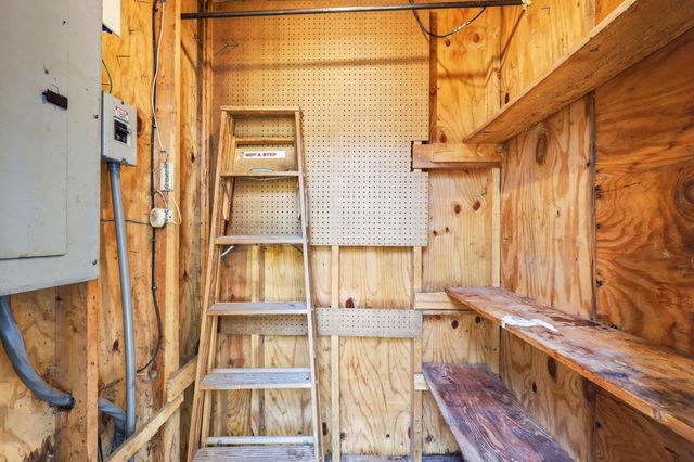 7 Chestnut Circle, Merrimack, NH 03054