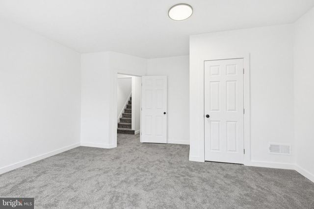 818 W KING ST, York, PA 17403