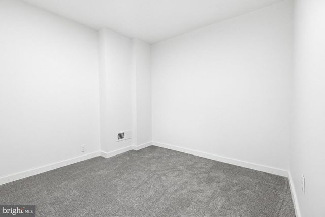 818 W KING ST, York, PA 17403