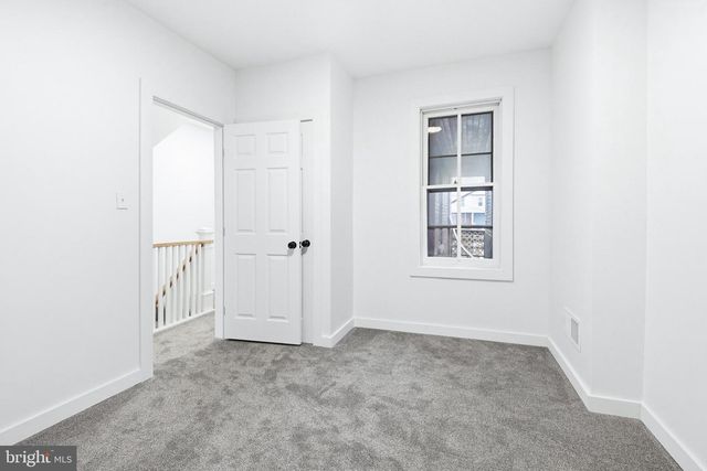 818 W KING ST, York, PA 17403