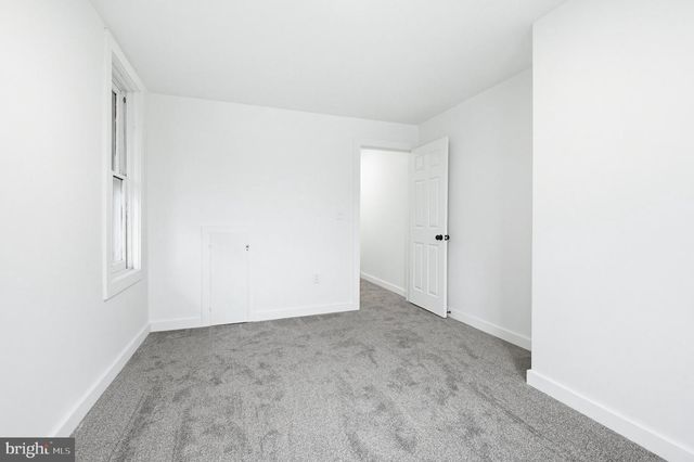 818 W KING ST, York, PA 17403