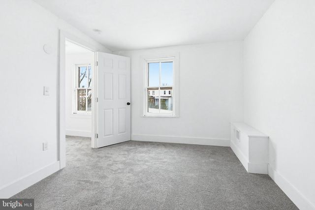 818 W KING ST, York, PA 17403