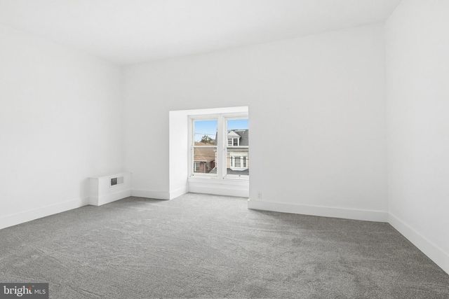 818 W KING ST, York, PA 17403