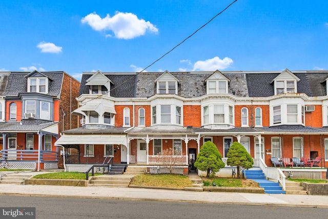 818 W KING ST, York, PA 17403