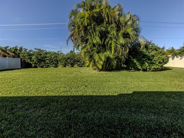 1345 PINE NEEDLE ROAD, Venice, FL 34285
