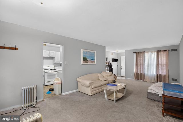306 TOMPKINS LN, Waldorf, MD 20602