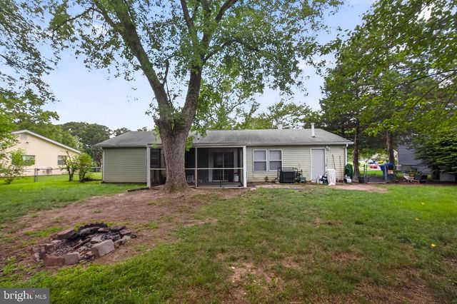 306 TOMPKINS LN, Waldorf, MD 20602
