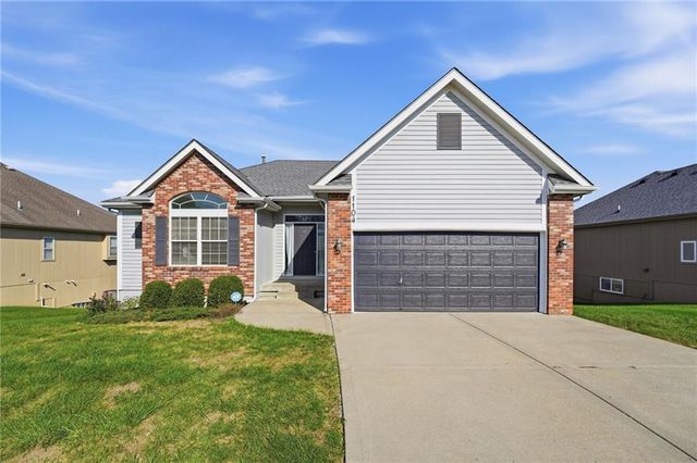 1104 NW 91st Terrace, Kansas City, MO 64155