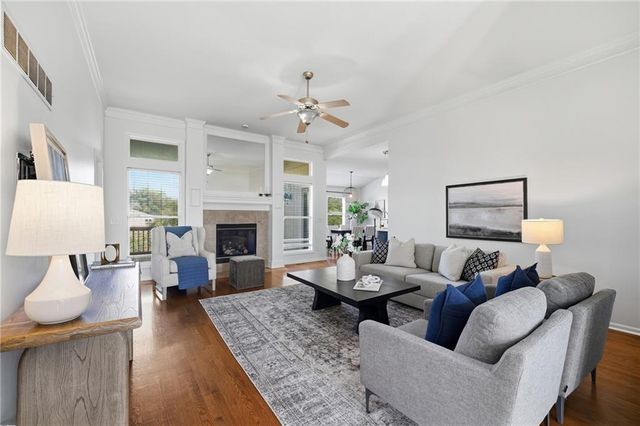 1104 NW 91st Terrace, Kansas City, MO 64155