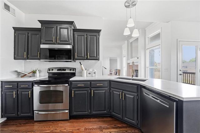 1104 NW 91st Terrace, Kansas City, MO 64155