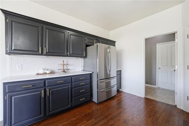 1104 NW 91st Terrace, Kansas City, MO 64155