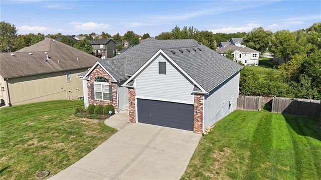 1104 NW 91st Terrace, Kansas City, MO 64155