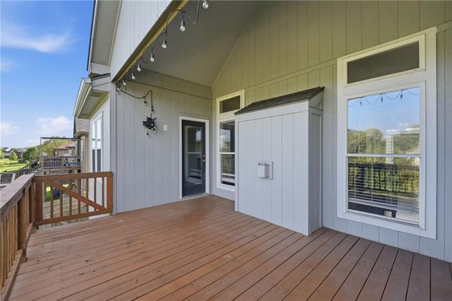 1104 NW 91st Terrace, Kansas City, MO 64155