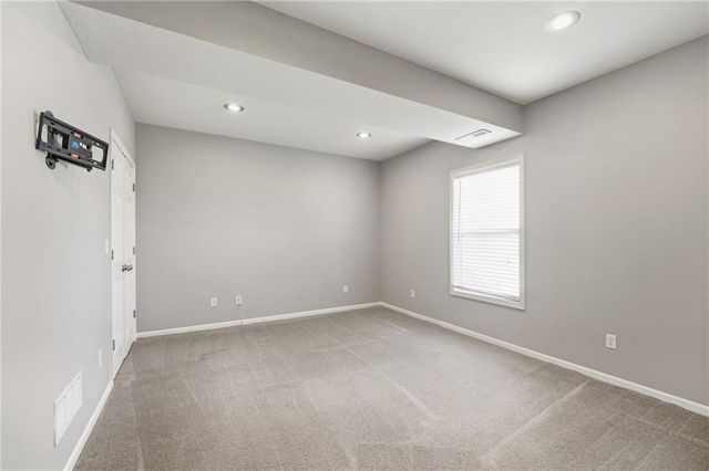 1104 NW 91st Terrace, Kansas City, MO 64155