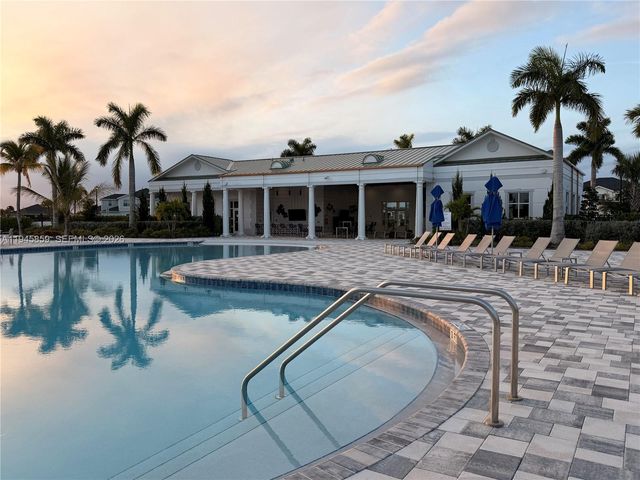 12422 SW Rimini Way, Port St. Lucie, FL 34987