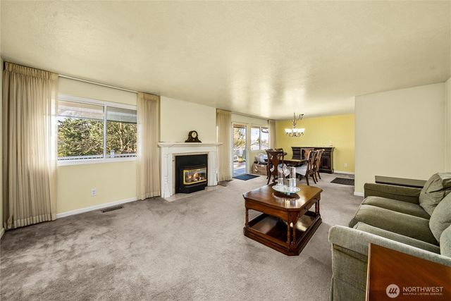 32229 24th Avenue SW, Federal Way, WA 98023