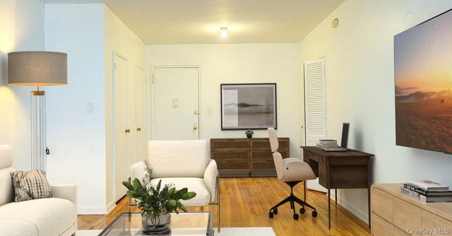 102-30 Queens Boulevard 2H, Forest Hills, NY 11375