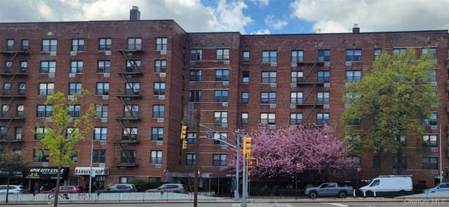 102-30 Queens Boulevard 2H, Forest Hills, NY 11375