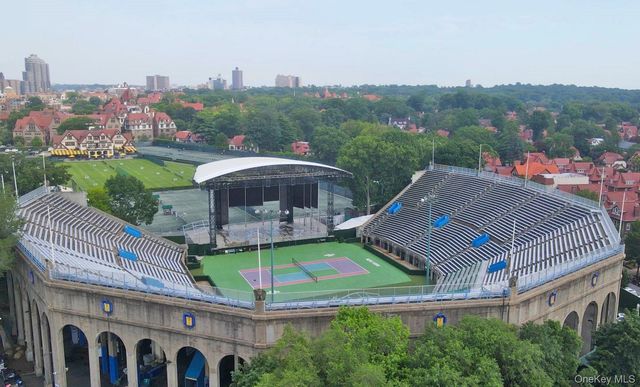 102-30 Queens Boulevard 2H, Forest Hills, NY 11375