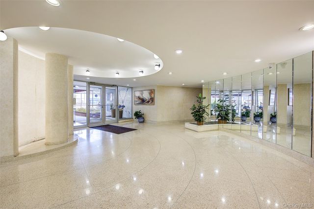 102-30 Queens Boulevard 2H, Forest Hills, NY 11375