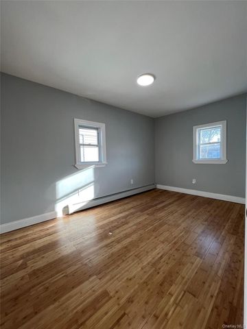 24030 141st Avenue 2, Rosedale, NY 11422