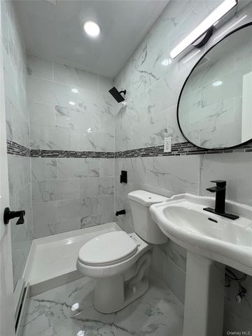 24030 141st Avenue 2, Rosedale, NY 11422
