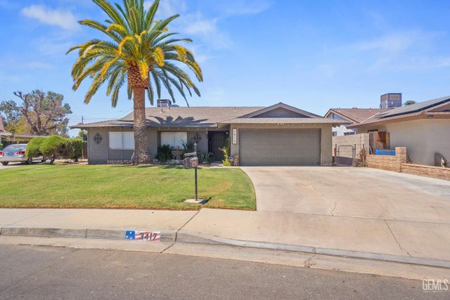 3417 Dell Court, Bakersfield, CA 93304