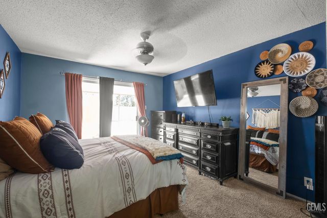 3417 Dell Court, Bakersfield, CA 93304
