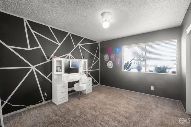 3417 Dell Court, Bakersfield, CA 93304