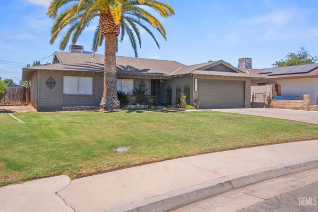 3417 Dell Court, Bakersfield, CA 93304
