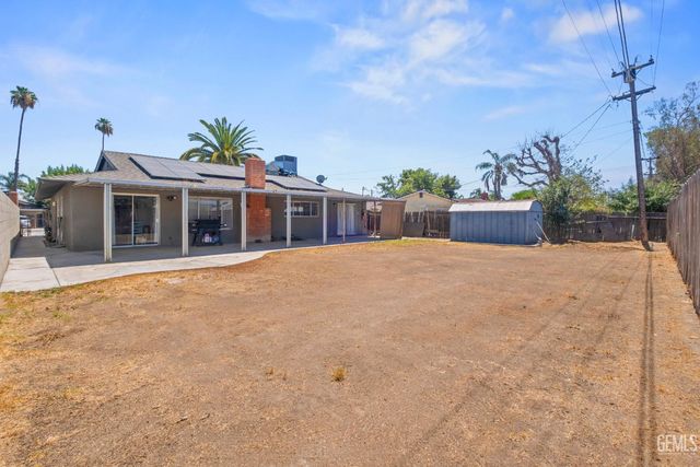 3417 Dell Court, Bakersfield, CA 93304