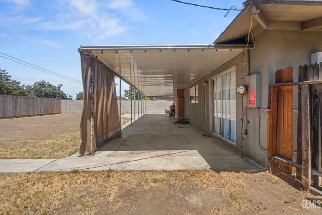 3417 Dell Court, Bakersfield, CA 93304