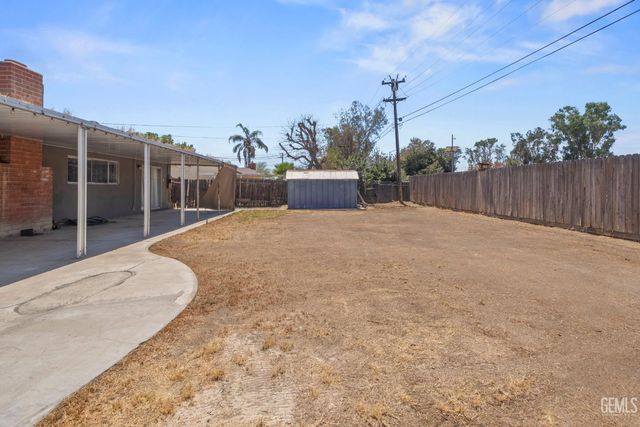 3417 Dell Court, Bakersfield, CA 93304