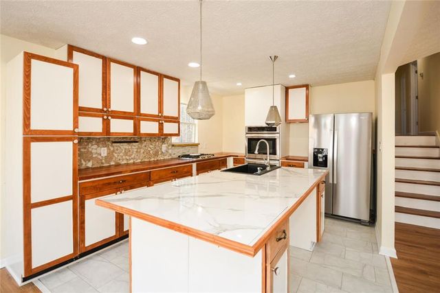 35 Lady Morgan Lane, Dallas, GA 30157