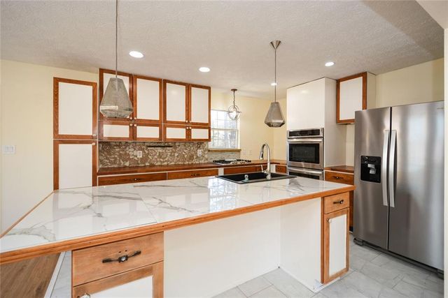 35 Lady Morgan Lane, Dallas, GA 30157