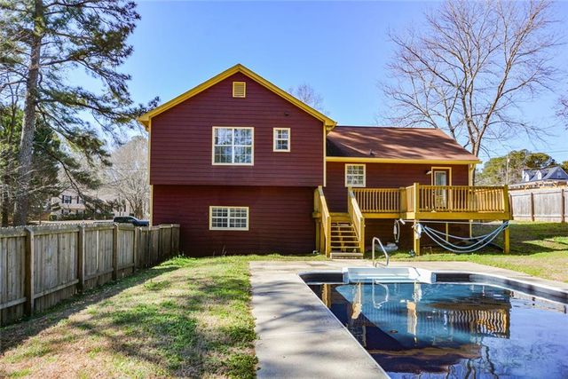 35 Lady Morgan Lane, Dallas, GA 30157