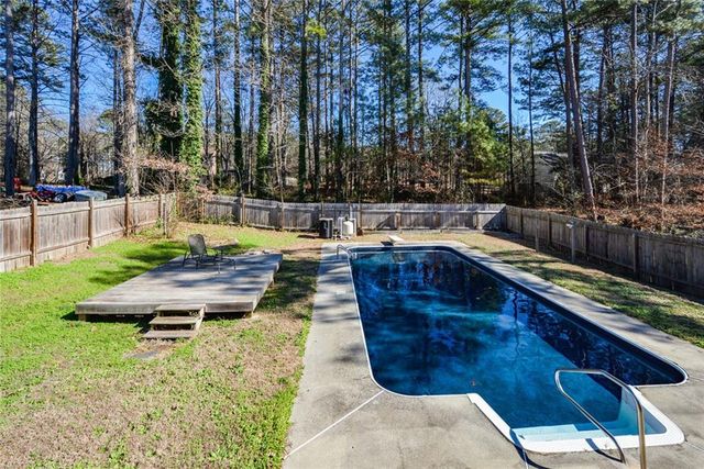 35 Lady Morgan Lane, Dallas, GA 30157