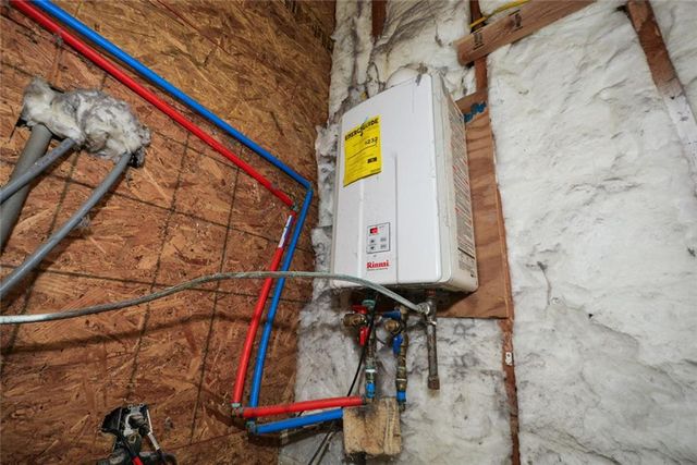 35 Lady Morgan Lane, Dallas, GA 30157