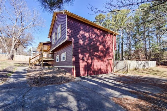 35 Lady Morgan Lane, Dallas, GA 30157