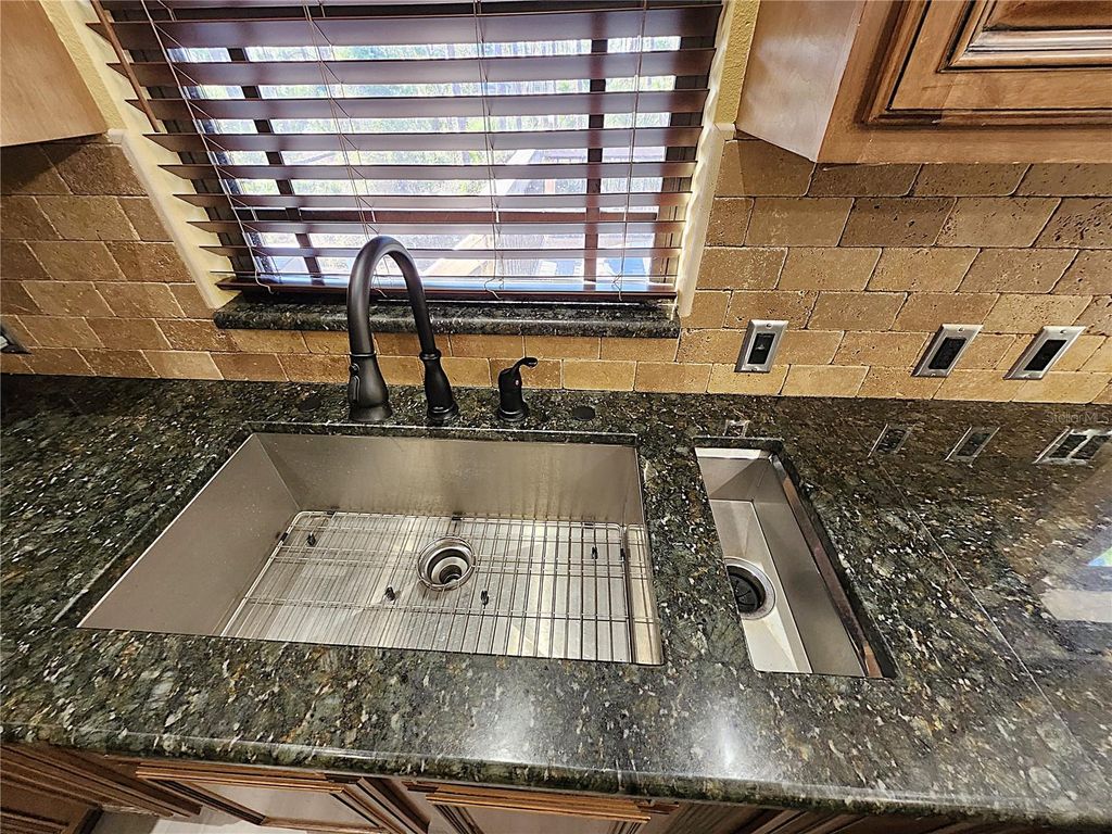 Image 39 of property listing at 3161 DAPHNE ROAD, North Port, FL 34288