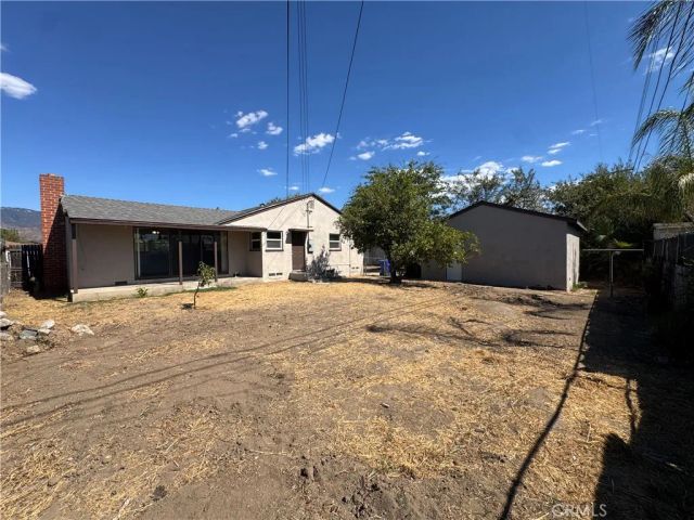 25531 18th, San Bernardino, CA 92404