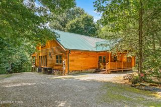 225 Amet Way, Cosby, TN 37722